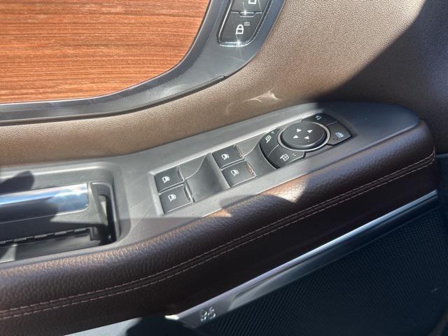 new 2025 Ford Expedition car, priced at $83,418