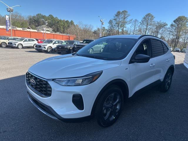 new 2025 Ford Escape car, priced at $24,368