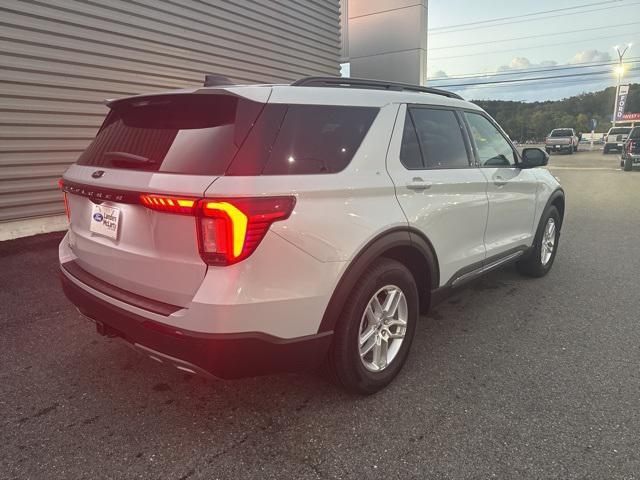 new 2025 Ford Explorer car, priced at $40,642