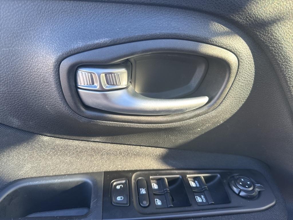used 2021 Jeep Renegade car, priced at $17,550