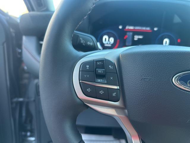 new 2025 Ford Explorer car, priced at $45,324