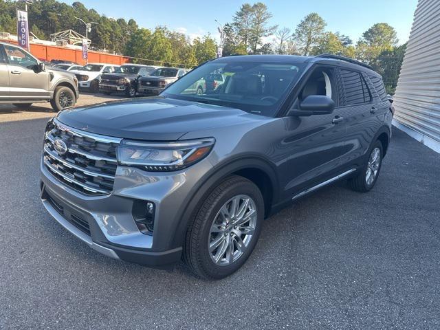 new 2025 Ford Explorer car, priced at $45,324