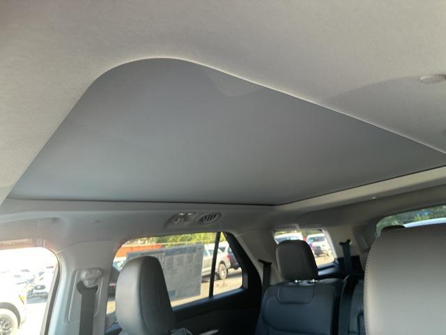 new 2025 Ford Explorer car, priced at $45,324