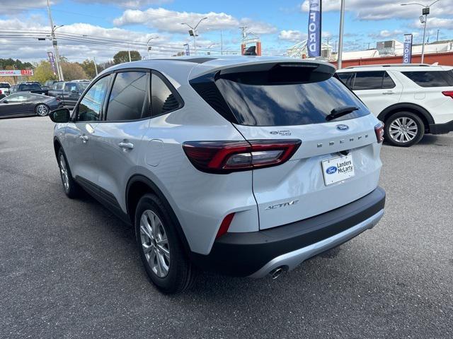 new 2025 Ford Escape car, priced at $28,201