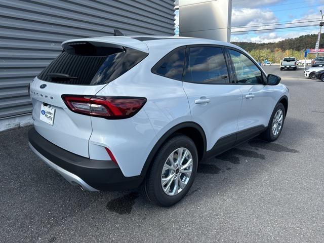 new 2025 Ford Escape car, priced at $28,201