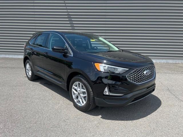new 2024 Ford Edge car, priced at $41,605