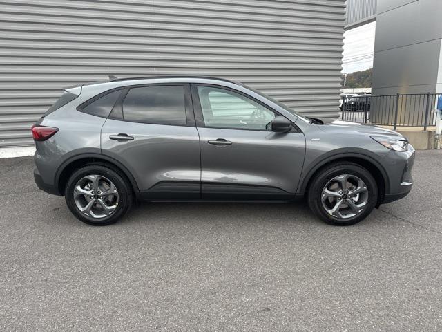 new 2025 Ford Escape car, priced at $31,443