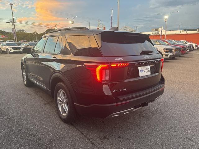 new 2025 Ford Explorer car, priced at $40,282