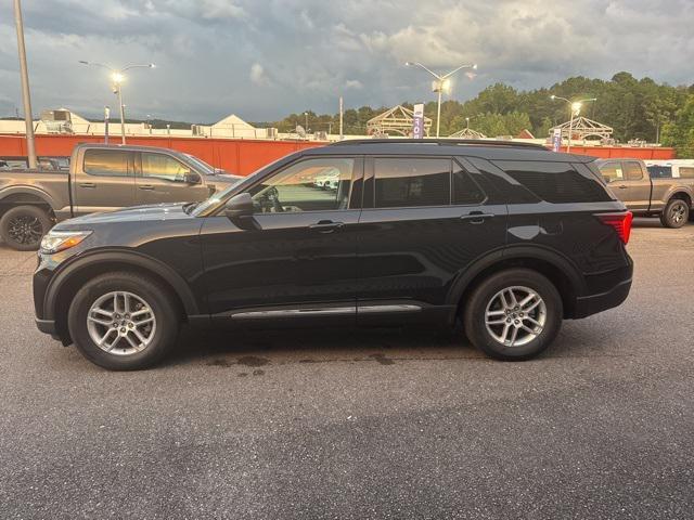 new 2025 Ford Explorer car, priced at $40,282