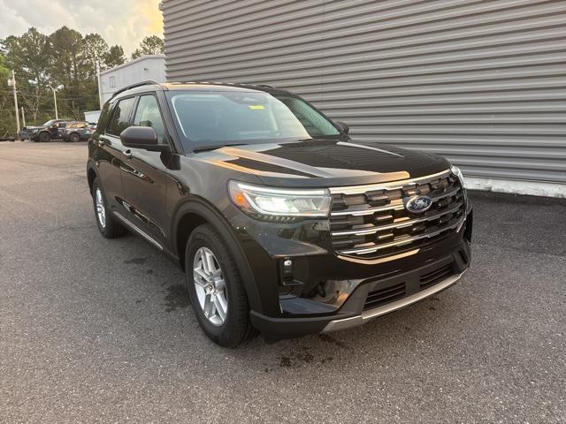 new 2025 Ford Explorer car, priced at $40,282