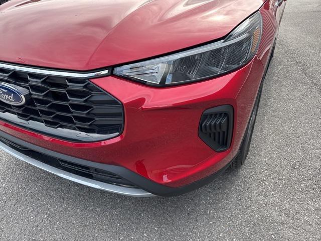 new 2025 Ford Escape car, priced at $26,595