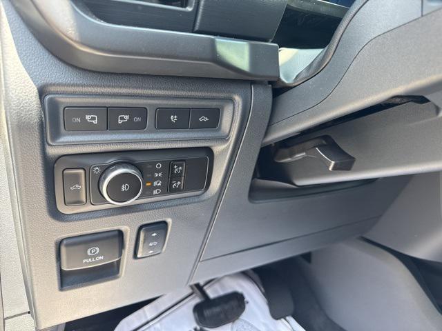 new 2024 Ford F-150 car, priced at $61,633