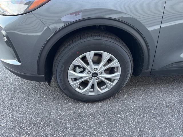 new 2025 Ford Escape car, priced at $27,195