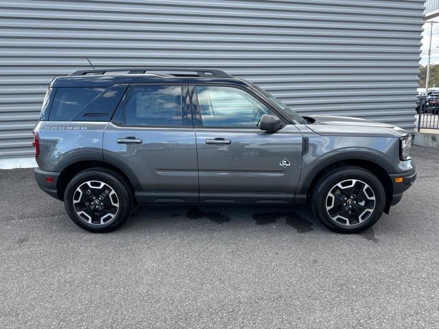 new 2024 Ford Bronco Sport car, priced at $35,122