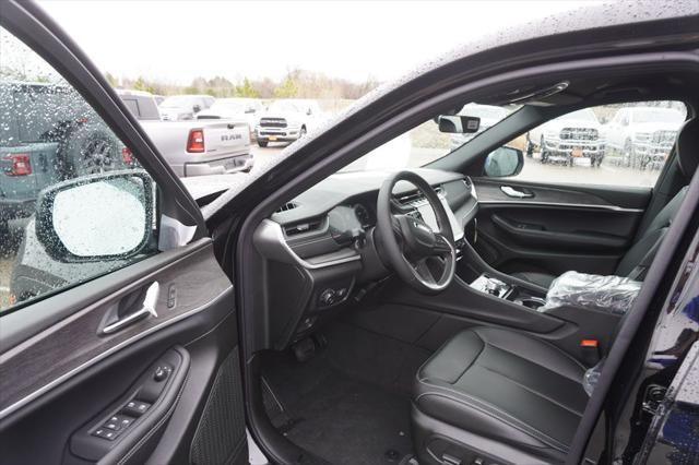 new 2025 Jeep Grand Cherokee L car, priced at $44,549