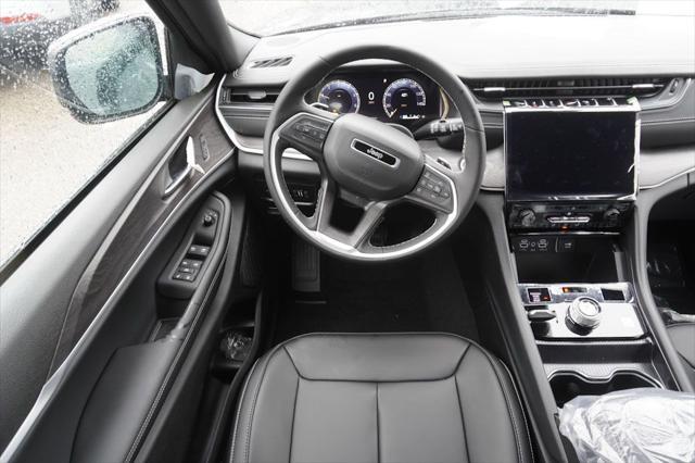 new 2025 Jeep Grand Cherokee L car, priced at $44,549