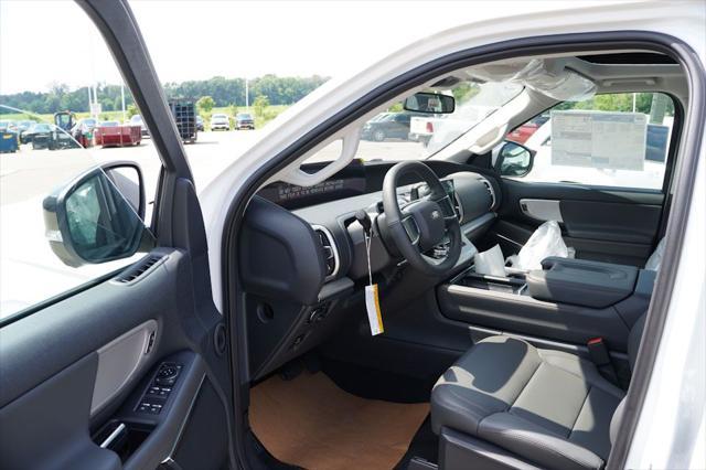 new 2025 Ford Expedition Max car, priced at $72,012