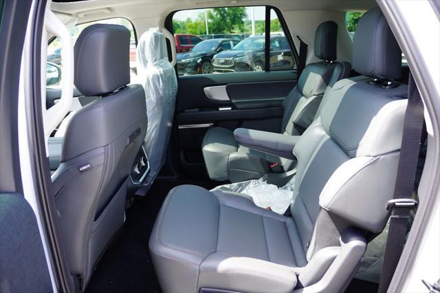new 2025 Ford Expedition Max car, priced at $72,012