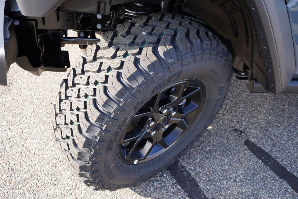 new 2025 Jeep Wrangler car, priced at $48,193