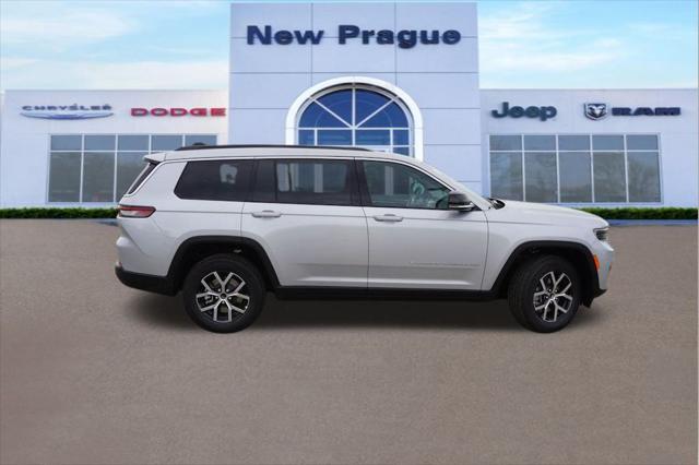 new 2024 Jeep Grand Cherokee L car, priced at $43,632