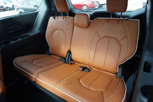 new 2025 Chrysler Pacifica car, priced at $44,597