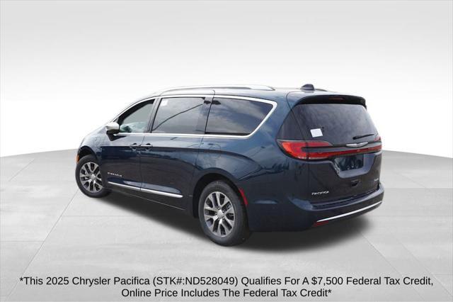 new 2025 Chrysler Pacifica car, priced at $43,697