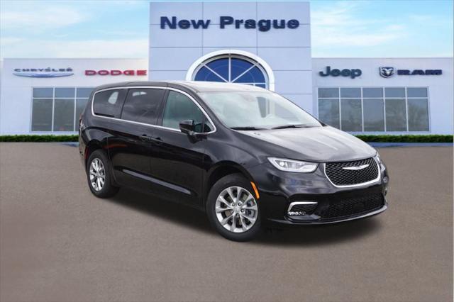 new 2025 Chrysler Pacifica car, priced at $44,721