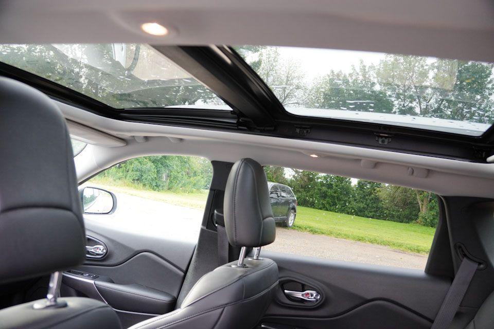 used 2021 Jeep Cherokee car, priced at $24,693