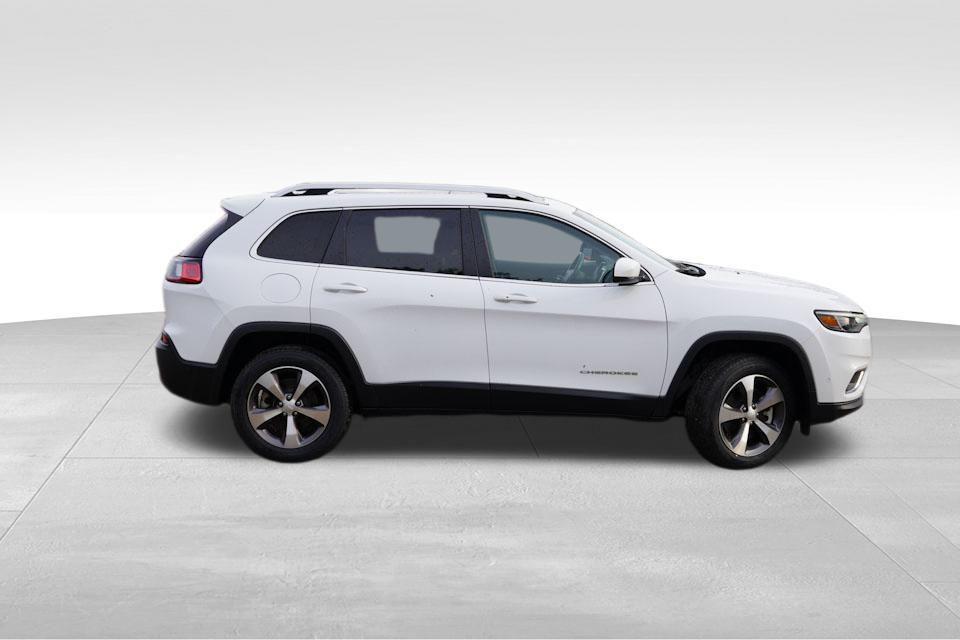 used 2021 Jeep Cherokee car, priced at $24,693