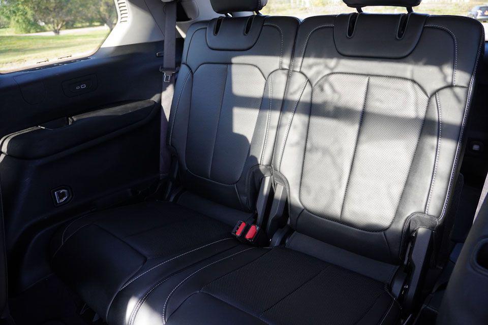 used 2022 Jeep Grand Cherokee L car, priced at $29,969