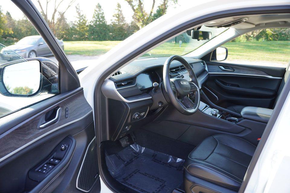 used 2022 Jeep Grand Cherokee L car, priced at $29,969