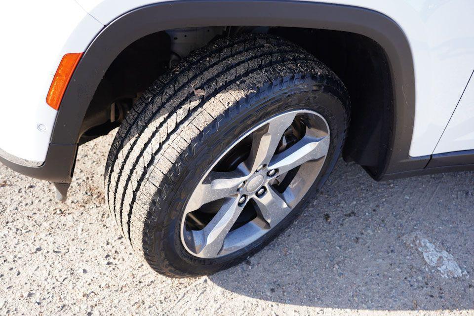 used 2022 Jeep Grand Cherokee L car, priced at $29,969