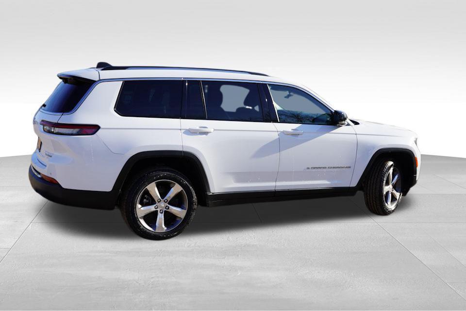 used 2022 Jeep Grand Cherokee L car, priced at $29,969