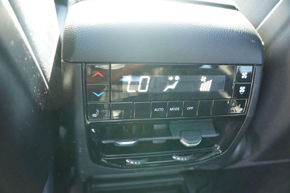 used 2022 Jeep Grand Cherokee L car, priced at $29,969