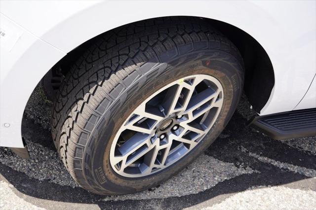 new 2025 Ford Expedition car, priced at $69,721