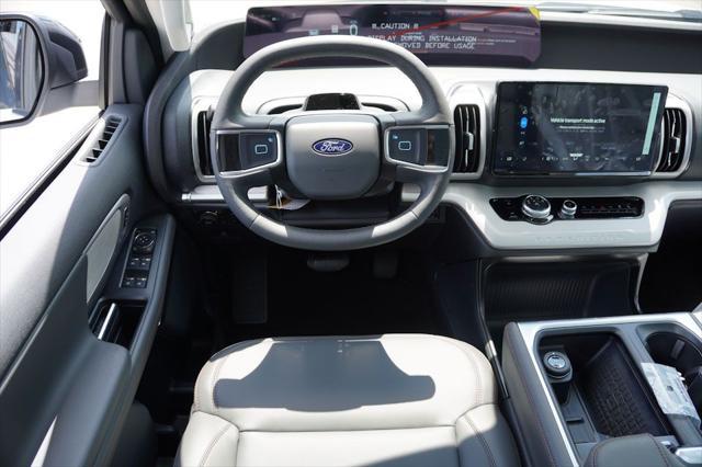 new 2025 Ford Expedition car, priced at $69,721