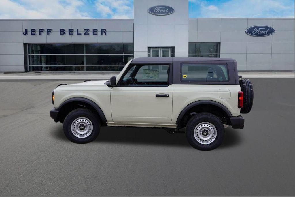 new 2025 Ford Bronco car, priced at $38,540
