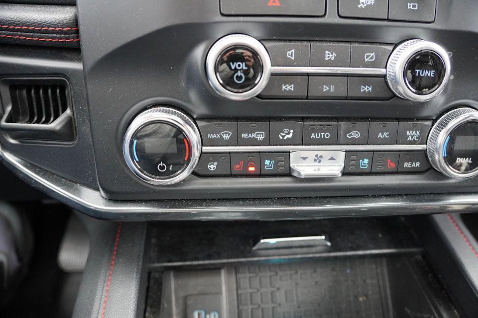 used 2022 Ford Expedition Max car, priced at $45,442