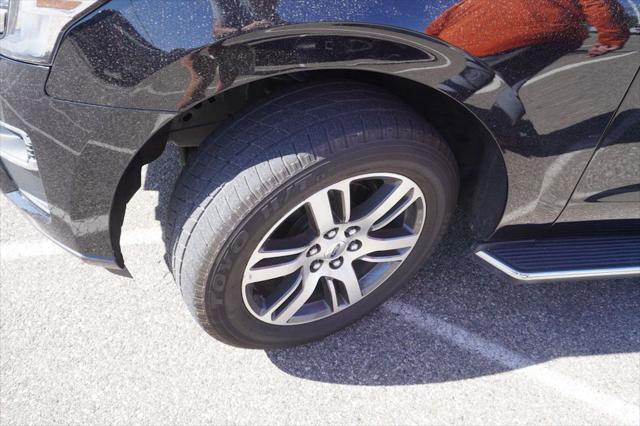 used 2023 Ford Expedition car, priced at $45,596