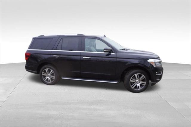 used 2023 Ford Expedition car, priced at $45,596