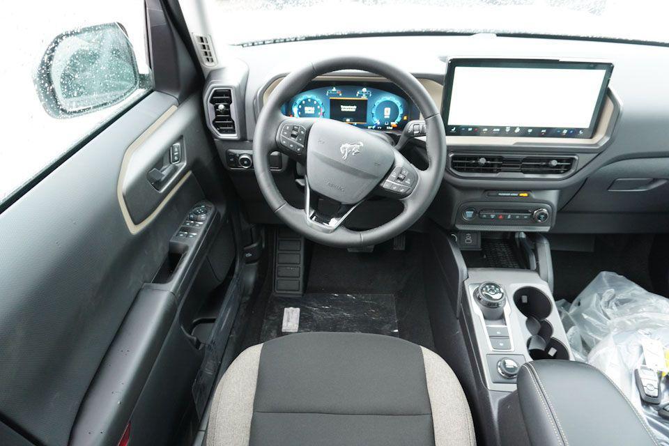 new 2025 Ford Bronco Sport car, priced at $31,364