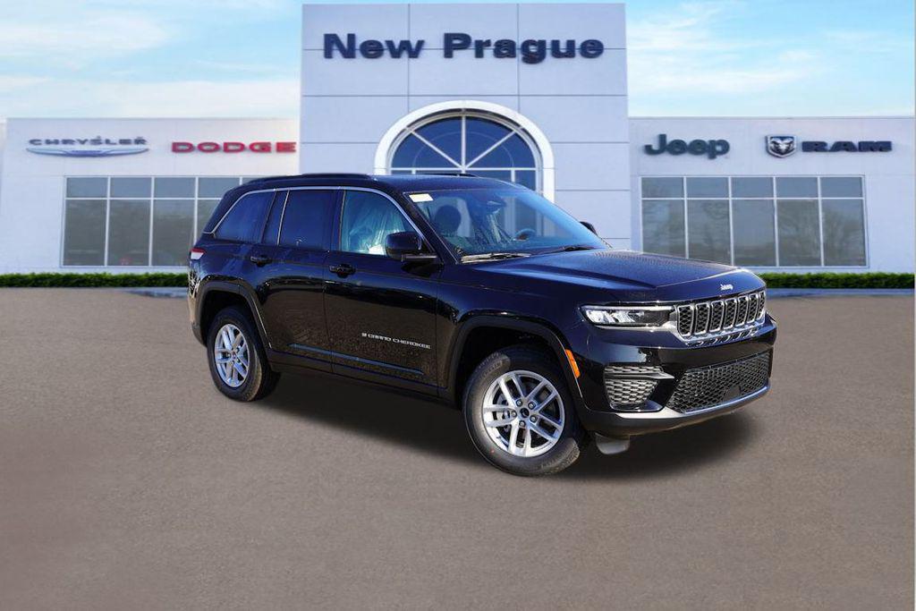 new 2025 Jeep Grand Cherokee car, priced at $39,662