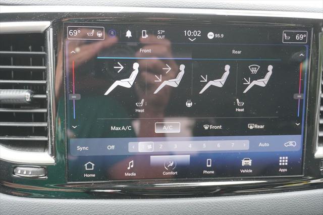 used 2023 Chrysler Pacifica car, priced at $22,497