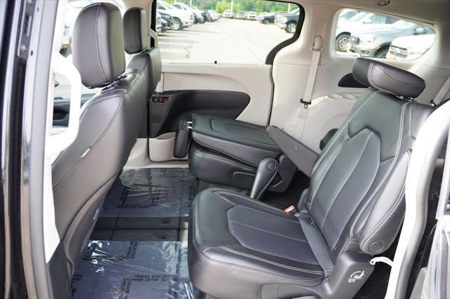 used 2023 Chrysler Pacifica car, priced at $21,298