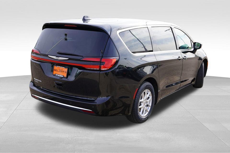 used 2023 Chrysler Pacifica car, priced at $20,473