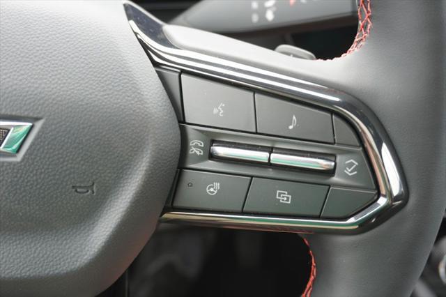 new 2025 Chevrolet Traverse car, priced at $56,382