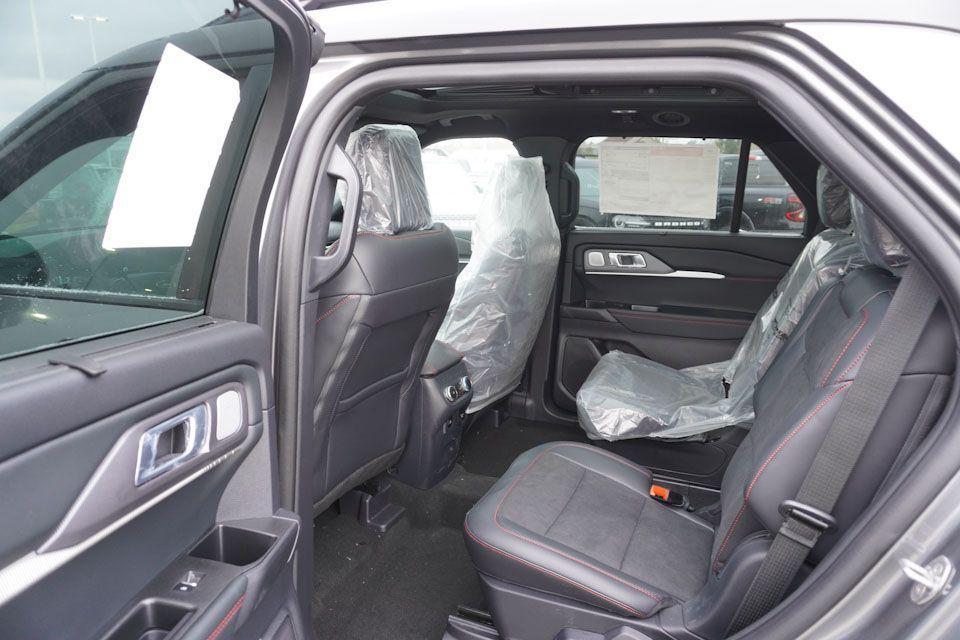 new 2025 Ford Explorer car, priced at $57,508