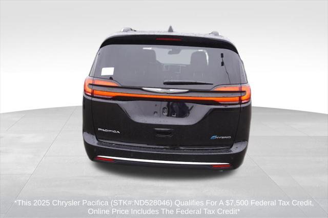 new 2025 Chrysler Pacifica car, priced at $43,069