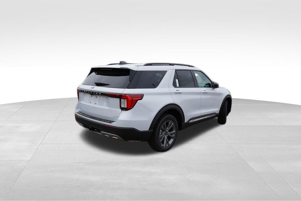 new 2025 Ford Explorer car, priced at $42,764