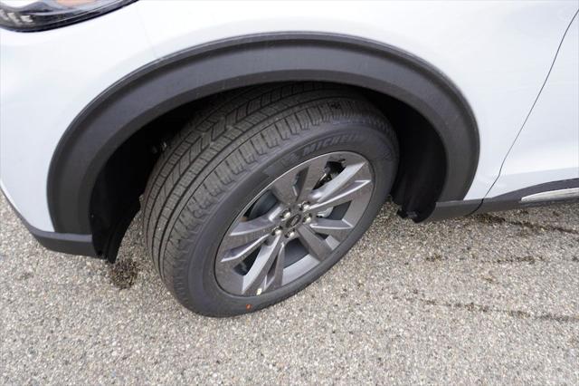 new 2025 Ford Explorer car, priced at $42,602